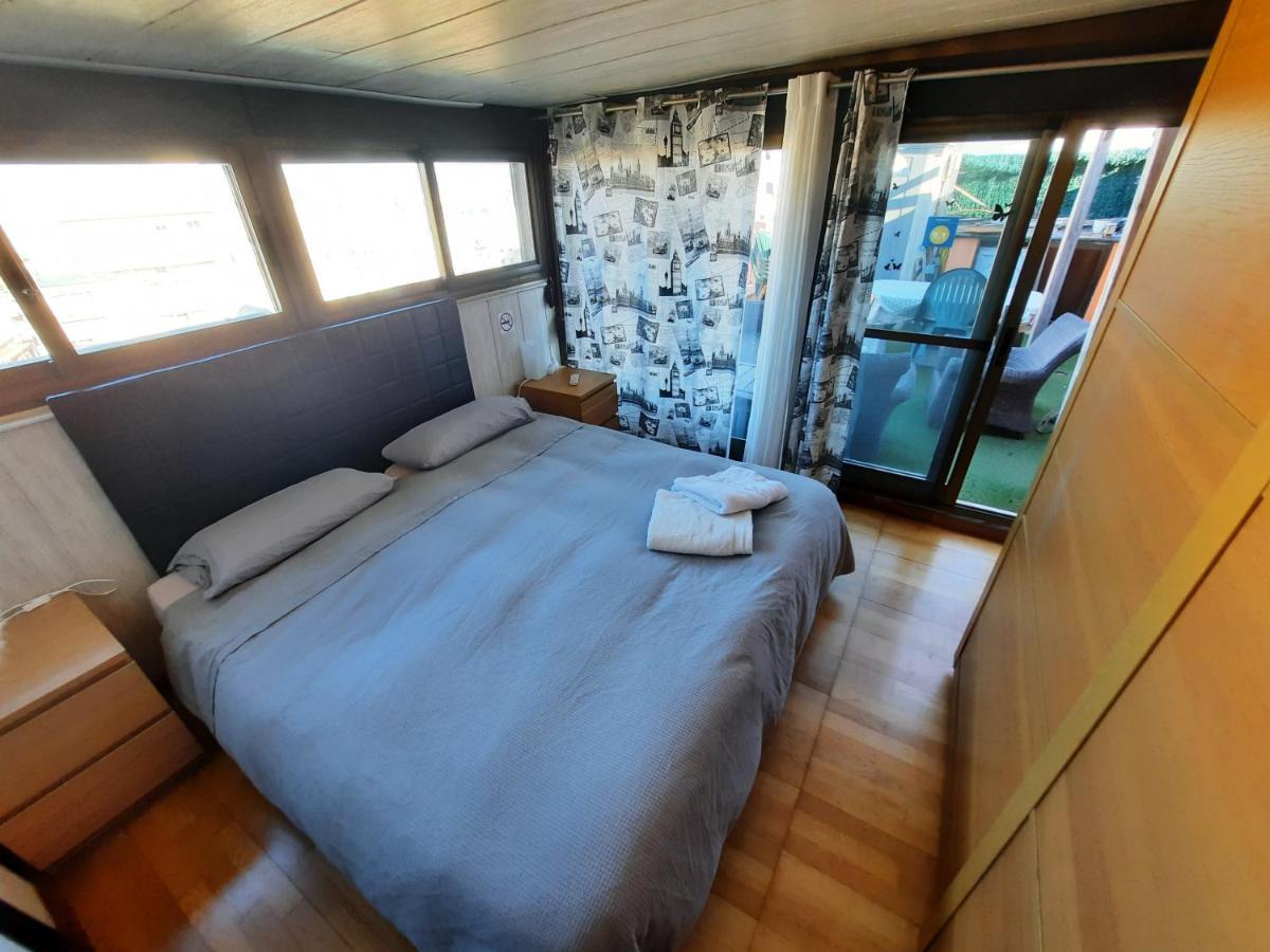 Habitacion Atico Muy Luminosa Con Bano Y Terraza Valencia Exterior foto